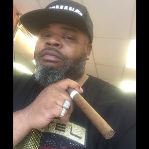 Meet your Posher, Antoine